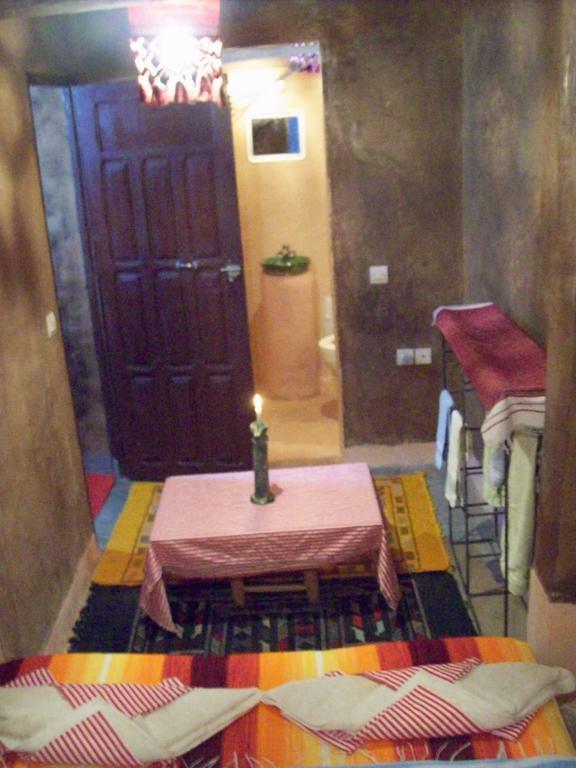 Auberge Toda Kasbah Tinfou Zaouia de Sidi el Mokhtar Ben Ali 外观 照片